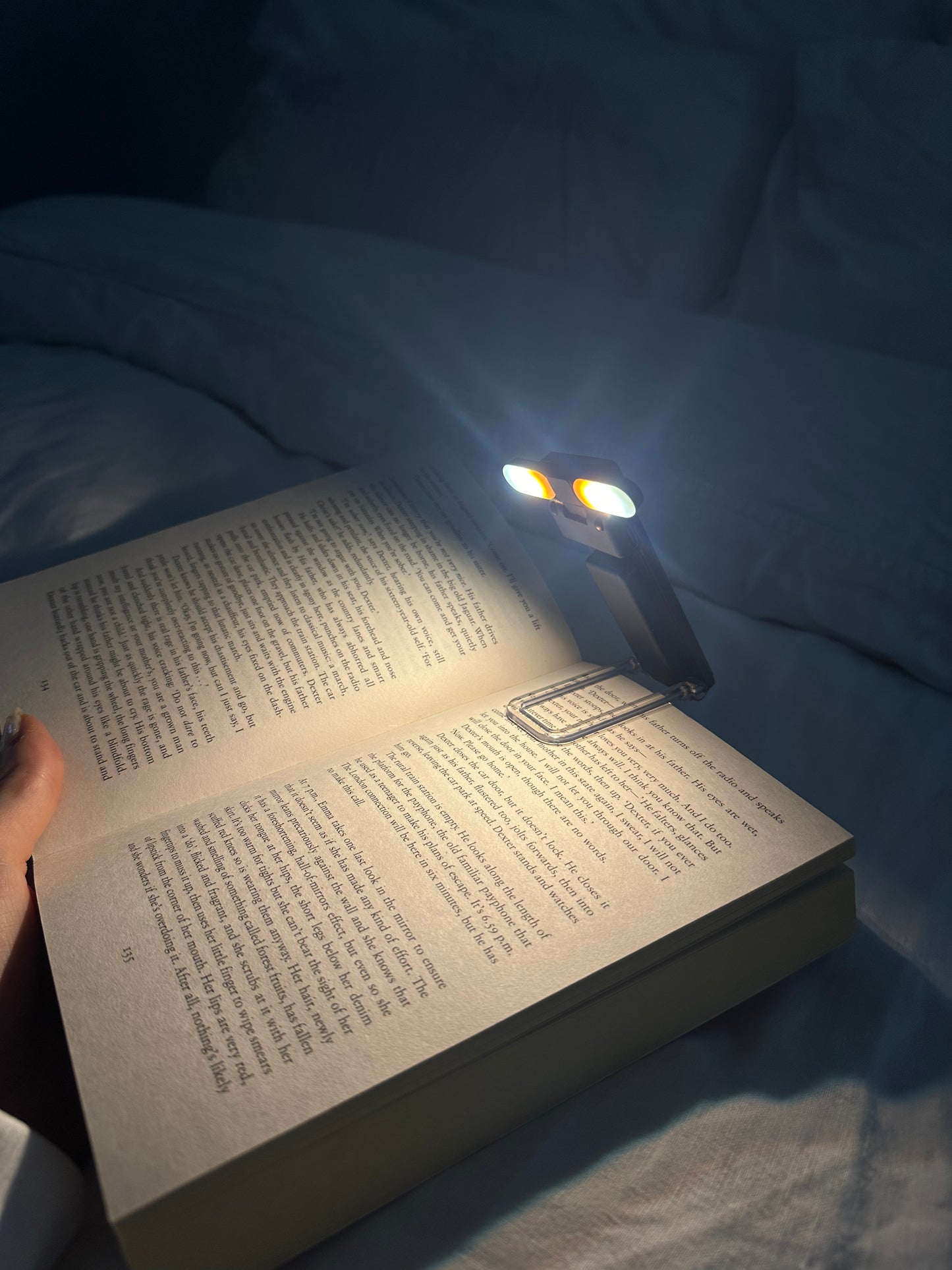 Double Page Reading Light